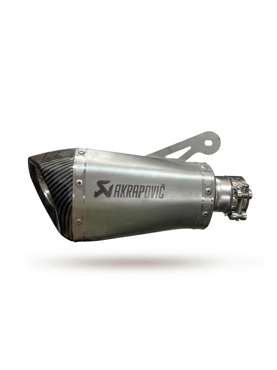 ESCAPE DE MOTO AKRA 2
